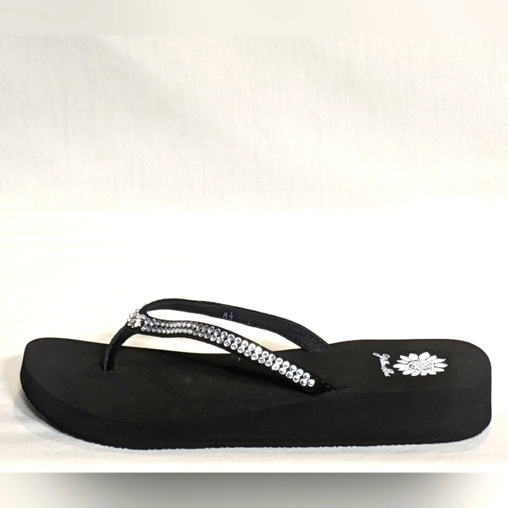 NEW Yellow Box Womens JELLO Flip-Flops Sz 8.5 black